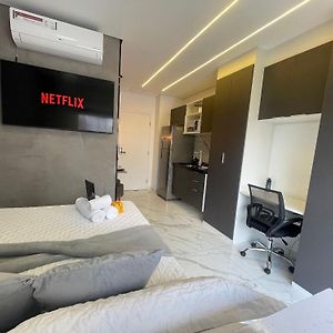 Estudio con Cama King